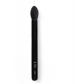 Lic Кисть G05 для хайлайтера и коррекции средняя / Makeup Artist Brush Lic51013 - фото 11838