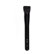 Lic Кисть T01 для нанесения тона / Makeup Artist Brush Lic51003